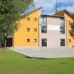 Schaefer Boardinghouse 3*