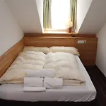 Schäfer Boardinghouse 3*