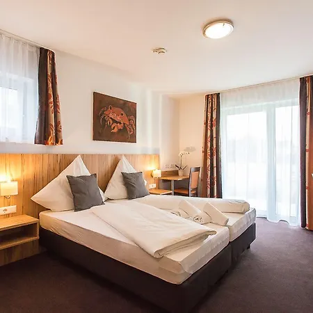 Schaefer Boardinghouse 3* Грёбенцелль