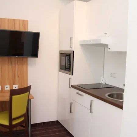 Apartmanhotel Schaefer Boardinghouse Gröbenzell