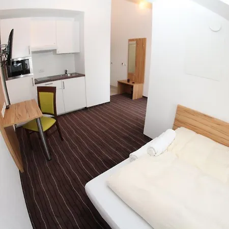 Schaefer Boardinghouse Apartmanhotel 3*