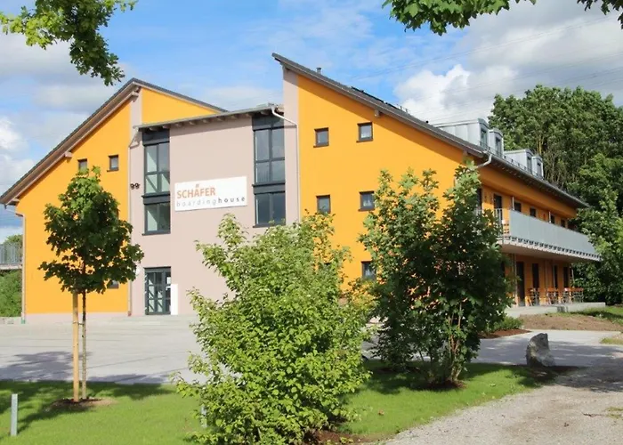 Schaefer Boardinghouse Apart Otel 3*