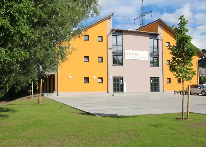 Schaefer Boardinghouse 3*